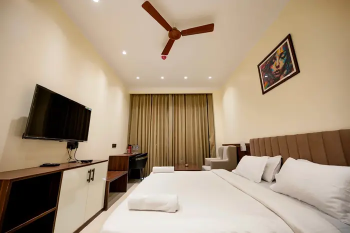 Super Deluxe Room